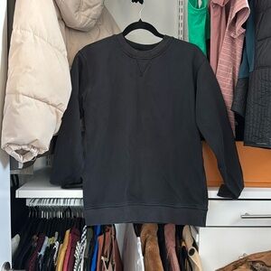 Classic Black Crewneck Sweatshirt - Unbranded